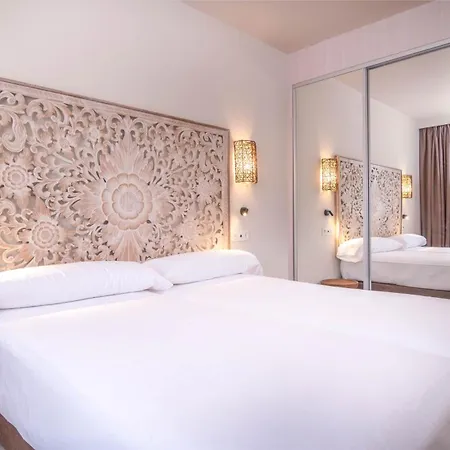 Aljarafe Suites By Qhotels Gelves Exterior photo